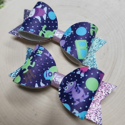 Creature Party Piggy Tail Bow Clips Set of 2