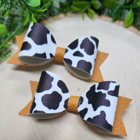 Nanny Moo's Piggy Tail Bow Clips Set of 2